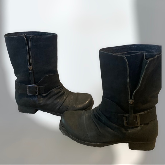 Vince Camuto Black leather Moto Boot - Picture 2 of 3